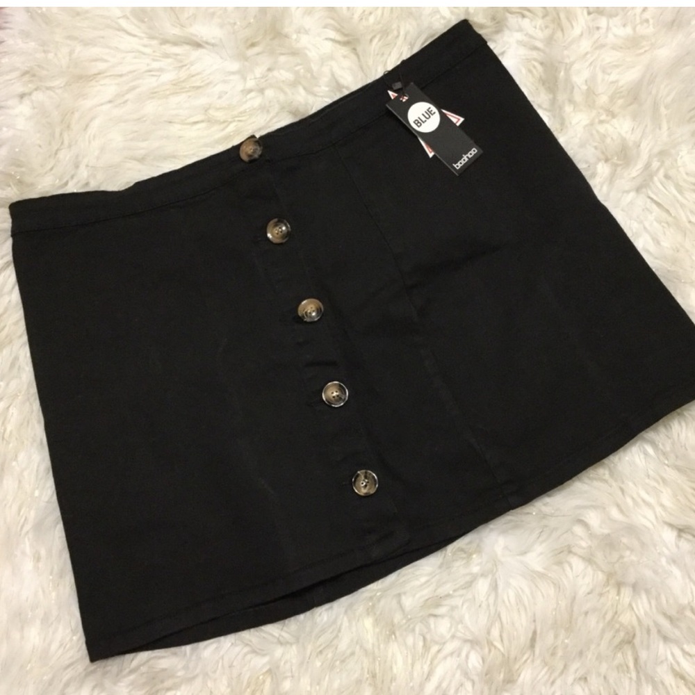 NWT BooHoo Button Up Skirt size US16